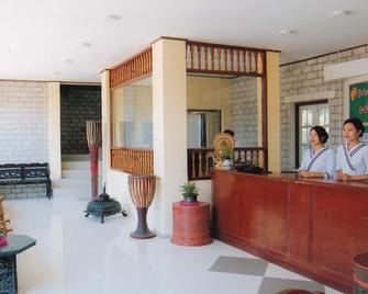 Pekon Princess Resort - Loikaw - Recepción