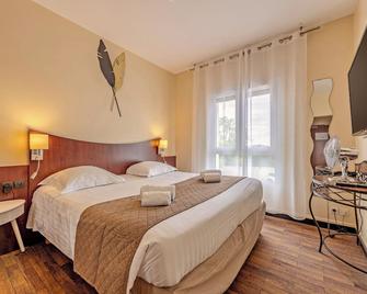 Logis Hotel Center - Brest - Makuuhuone