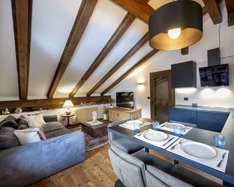Attic Apartment - Ortisei