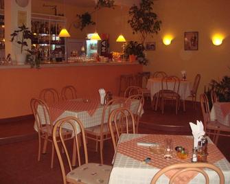 Family Hotel Central - Кранево - Ресторан