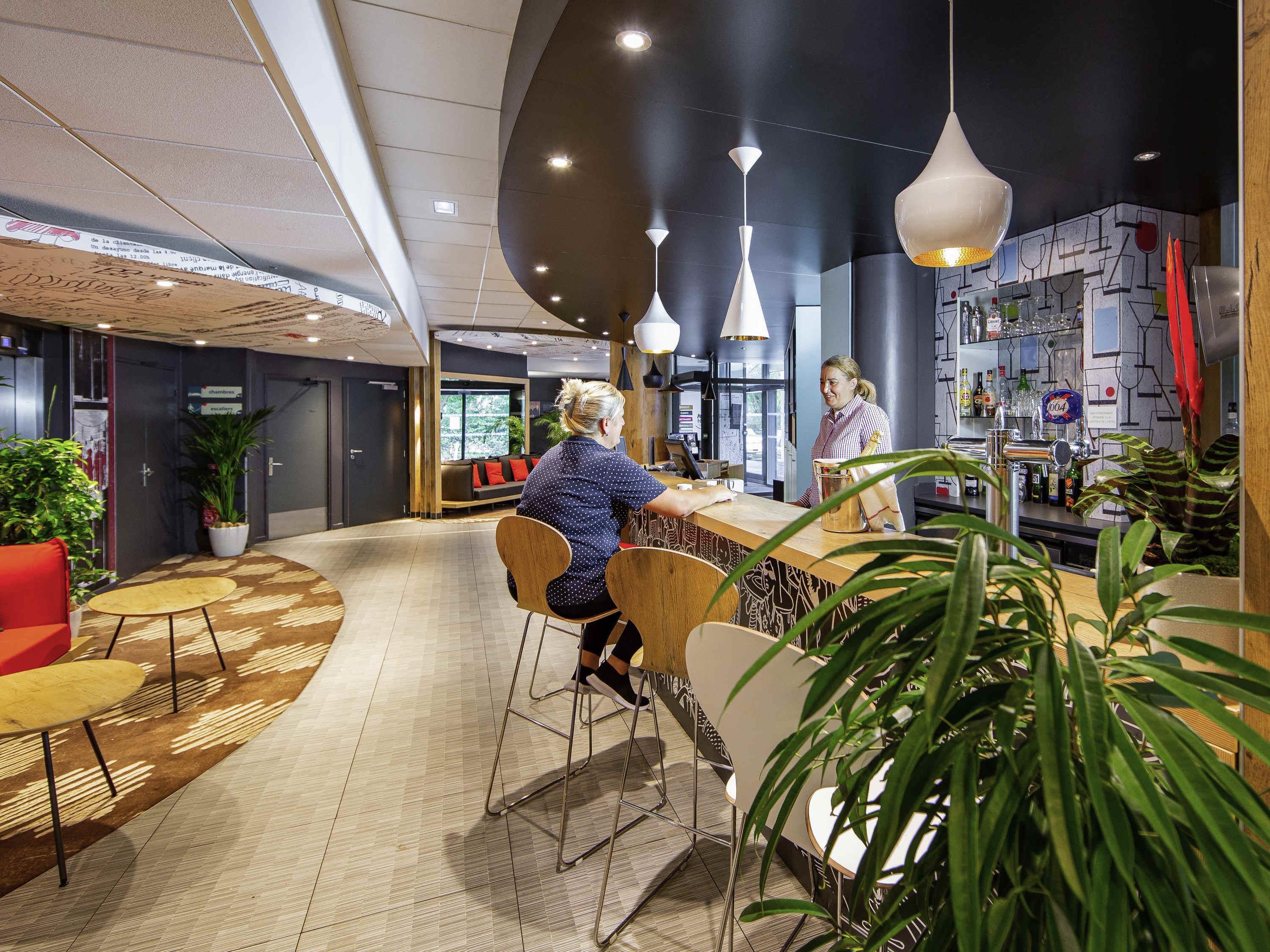 ibis Mulhouse Centre Filature - מולהאוס - בר