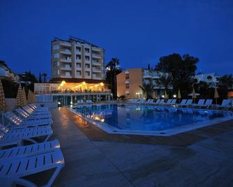 Incekum Su Hotel - Avsallar - Pool