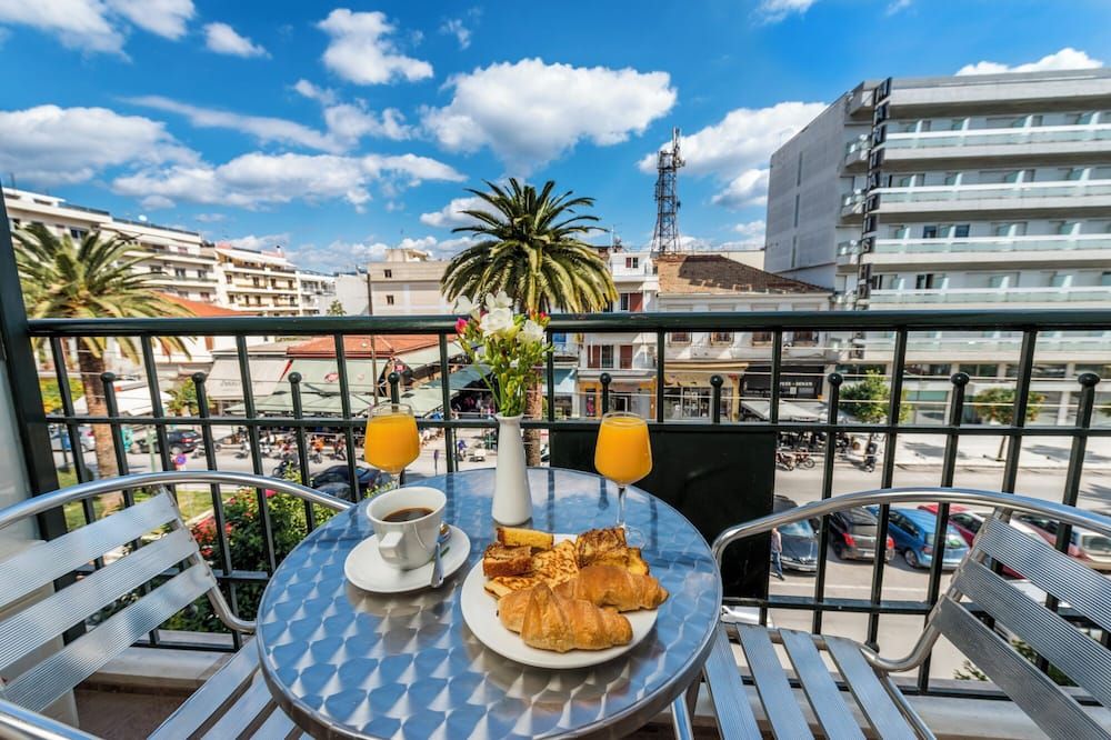 لاكونيا هوتل