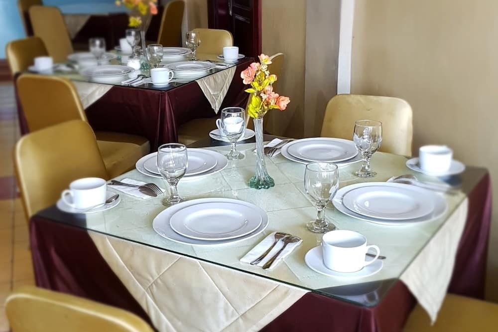 Hotel Hangtuah - Padang - Restaurante