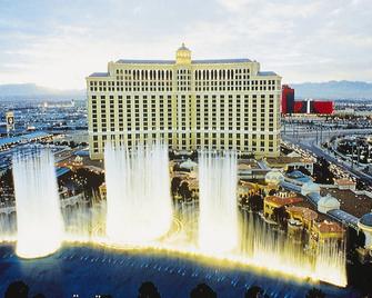 Royal Resort - Las Vegas - Building