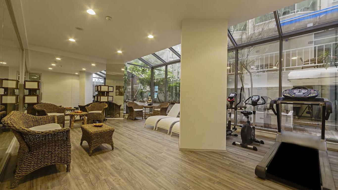 Poseidon Hotel - Adult Only