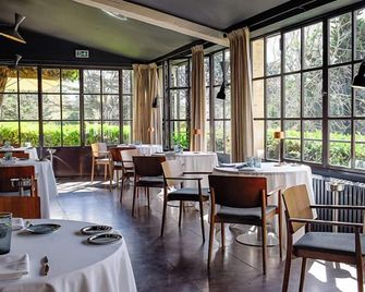 Baumanière - Les Baux de Provence - Les Baux-de-Provence - Restaurante