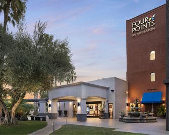 Four Points by Sheraton Tucson Airport - Tucson - Building