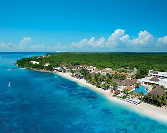 صن سكيب سابور كوثوميل - بسعر شامل جميع الخدمات - كوزوميل - شاطئ