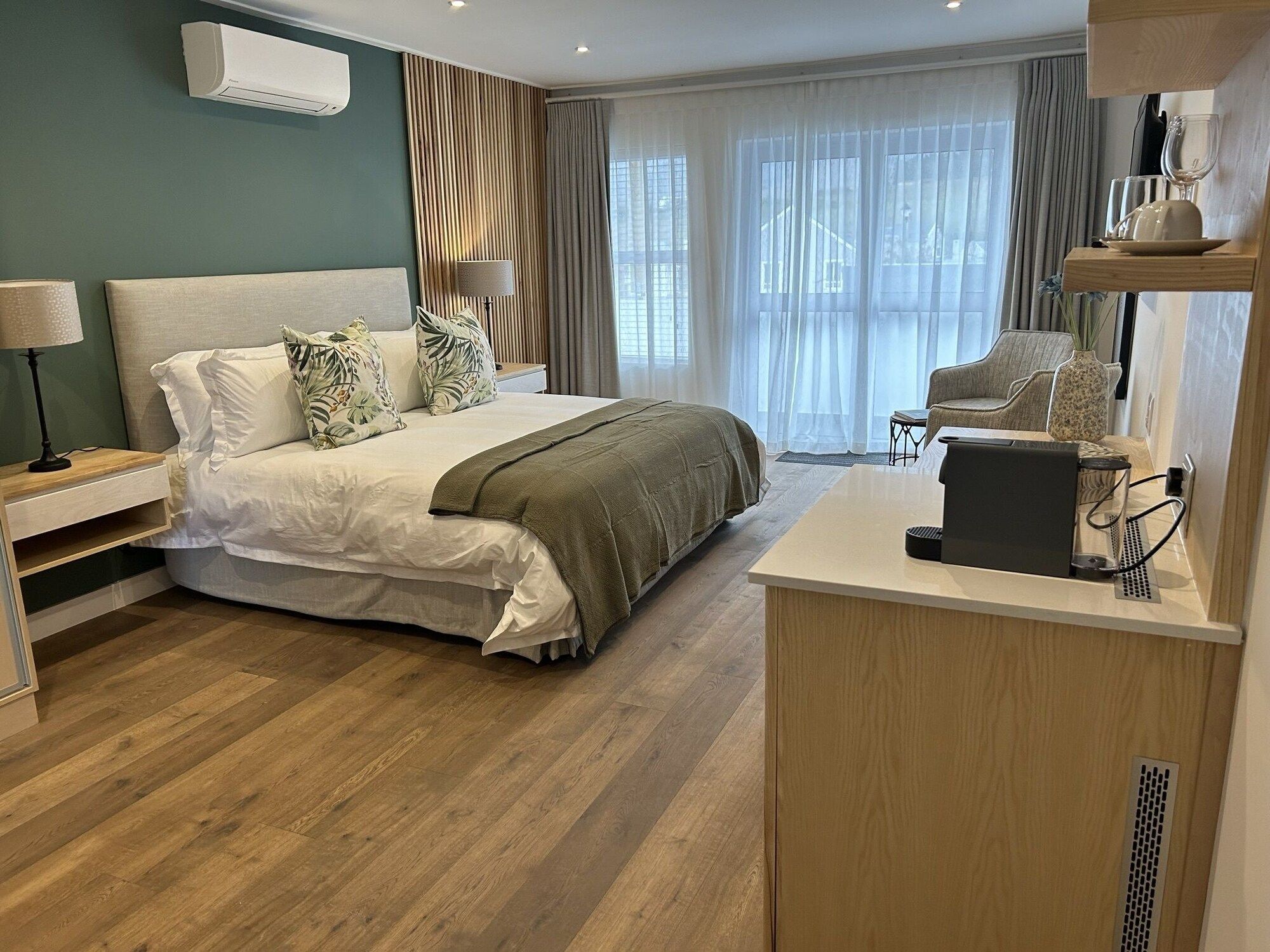 Mirabelle Guesthouse - פרנשהוק - חדר שינה