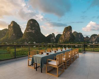 Yangshuo Zen Garden Resort - Yulong River - Guilin