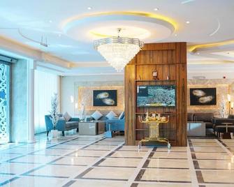 Dancenter Dreams Saqr Aljazeera Aviation Museum - Riyadh - Lobby