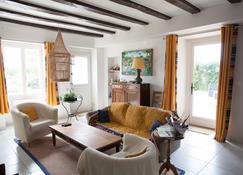 Gite Du Chateau Du Rivau - Assay - Living room