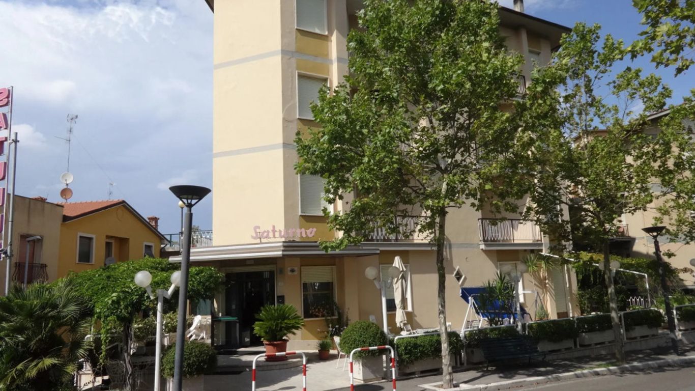 Hotel Saturno