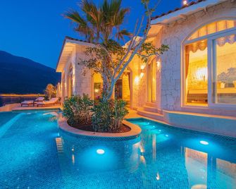 Lukka Exclusive Hotel - Adult Only +12 - Kaş - Pool