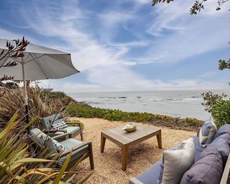 Panoramic Oceanfront Property ~ Sea Glass Cottage!! - Moss Beach - Patio