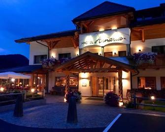 Hotel Arnaria - Ortisei - Building