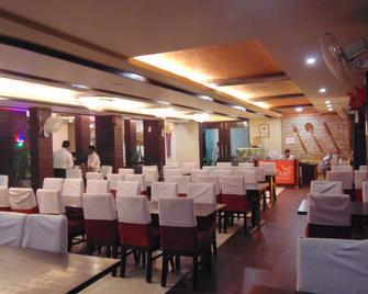 Hotel Saffron - Varanasi - Restaurant