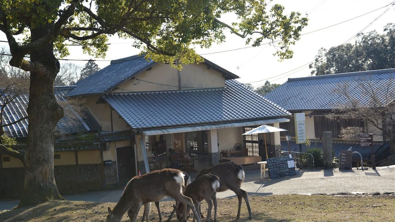 ذا دير بارك إن