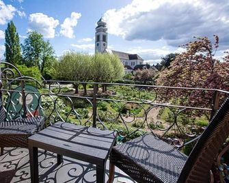 Hotel Rosengarten Kehl - Kehl - Balcon