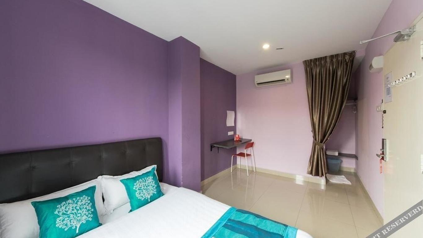 OYO 131 Dejaya Hotel Kota Damansara