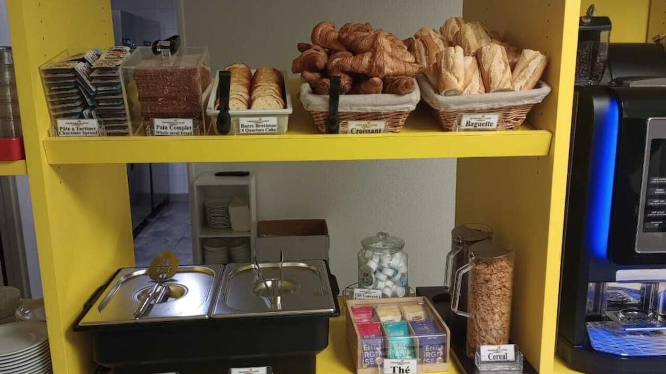 بريمير كلاس فالينس نور - سانت مارسيل-ليه-فالونس