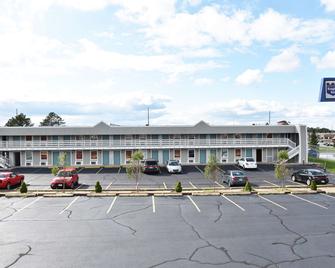 Knights Inn Merrillville - Merrillville - Edificio
