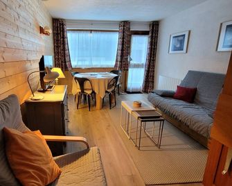Charming Studio With Wifi. - Bessans - Sala de estar