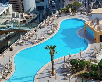 Holiday Inn Express Malta By IHG - סנט ג'וליאנס - בריכה