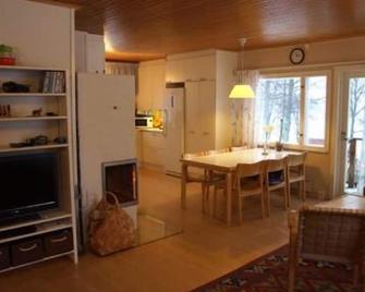 Rantala by Interhome - Suonenjoki - Comedor