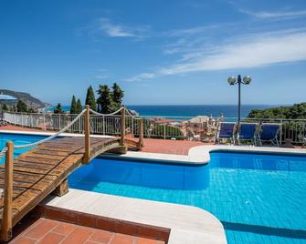 Residence Sant'Anna - Pietra Ligure - Piscina