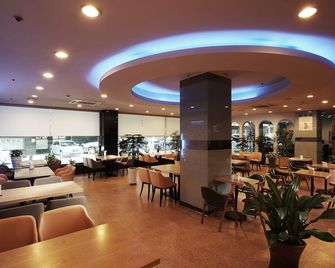 Benikea Hotel Daelim - Daejeon - Restaurant