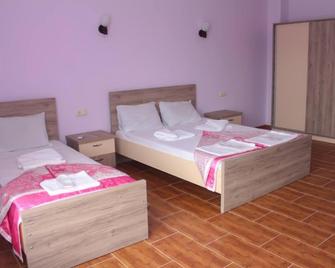sea star - Batumi - Bedroom