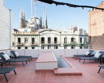 Uma Suites Sagrada Familia - Barcelona - Balcó