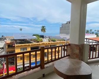 Amparo Resort - Los Ayala - Balcón