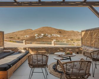 Amal Kythnos Suites - Merichas - Balcony