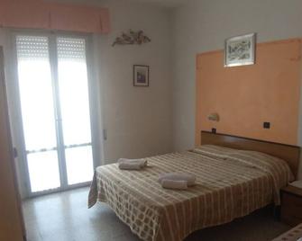 Hotel Rosy - Bellaria-Igea Marina - Slaapkamer