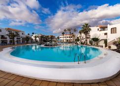 Apartamentos Hesperia Bristol Playa - Corralejo - Piscina