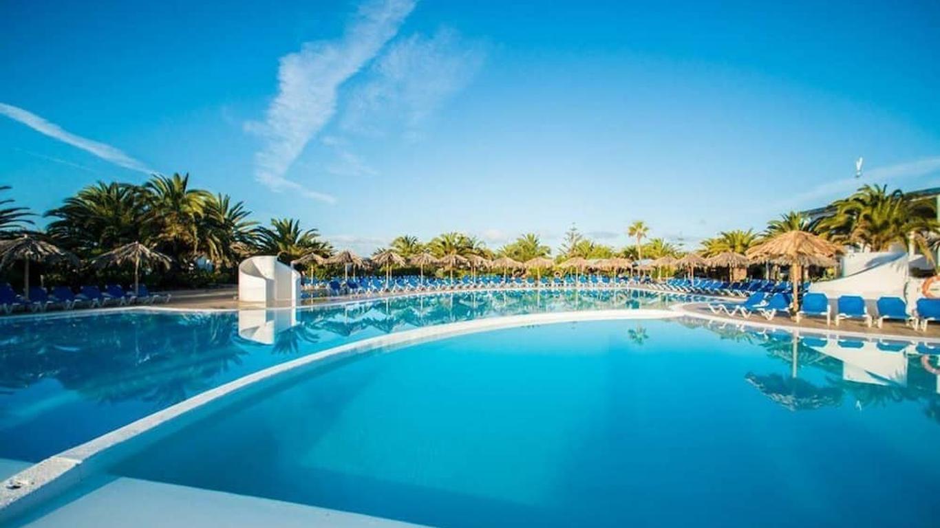 Hl Rio Playa Blanca