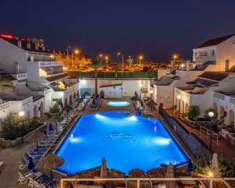 Ona Los Claveles - Los Cristianos - Pool