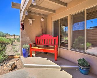 Traditional-Style Adobe Casita - Walk to Dtwn - Santa Fe - Balcony
