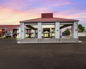 Red Roof Inn Kingsport - Kingsport - Building