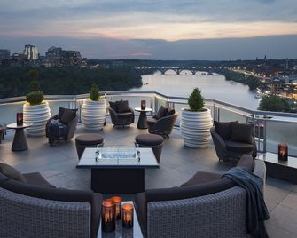 The Watergate Hotel - Washington, D.C. - Balkong