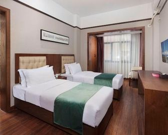 Lily Hotel - Chongqing - Bedroom