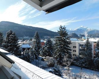 Binders Budget City-Mountain Hotel - Innsbruck - Balcón