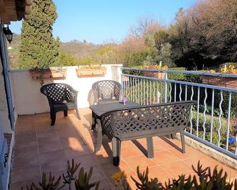 B&B With Charm - Quiet With Kitchen & sw Pool - Grasse - Balcon