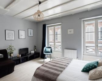 R-Appartements Strasbourg La Petite Strasbourgeoise Hygge studio cosy - סטרסבור - חדר שינה