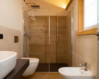 B&B Ecohotel Chalet des Alpes - Livigno - Łazienka