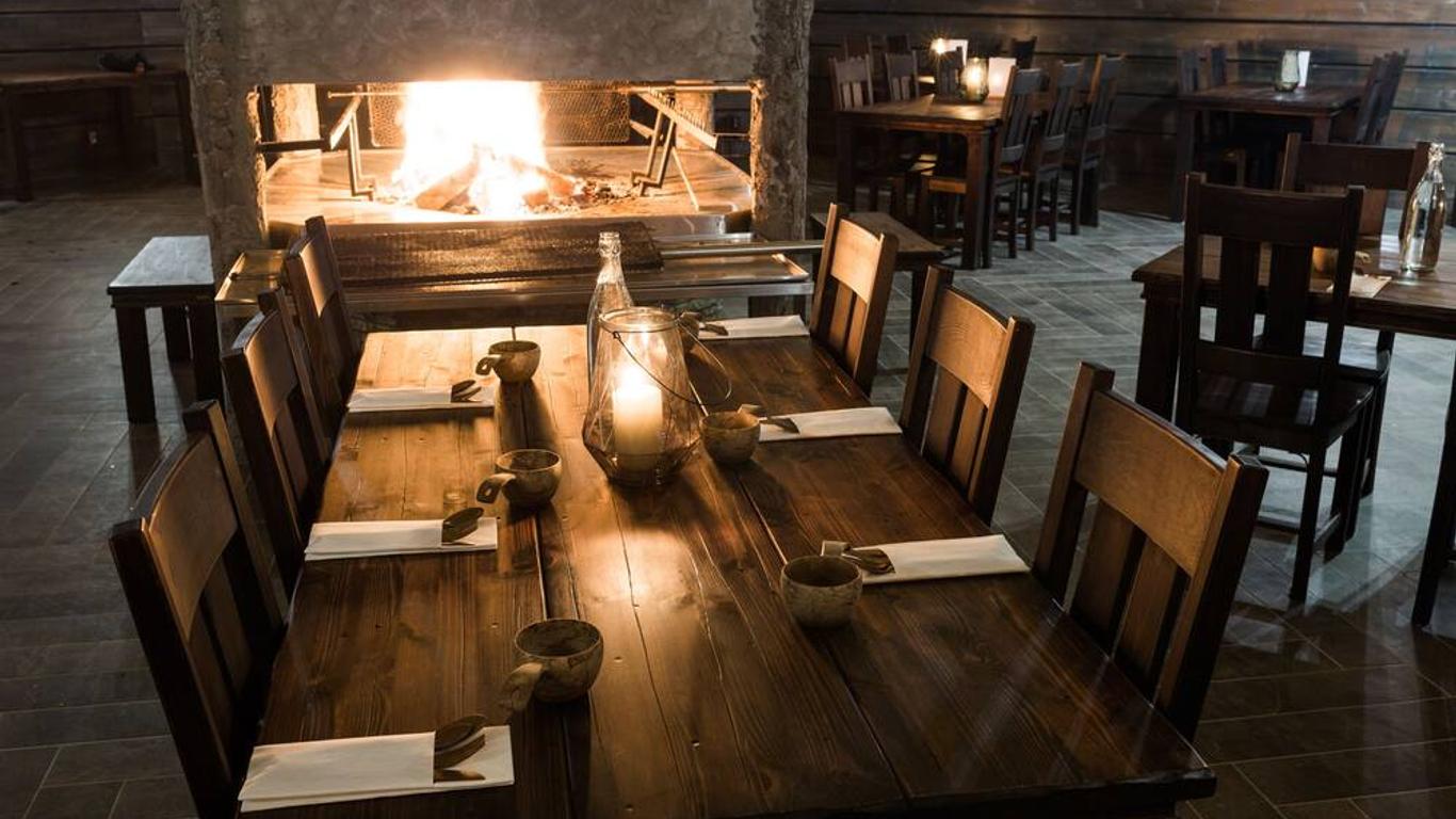 Arctic Snowhotel & Glass Igloos