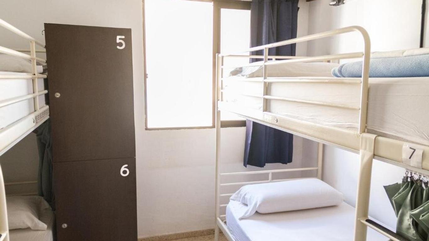 Casa Grande Surf Hostel
